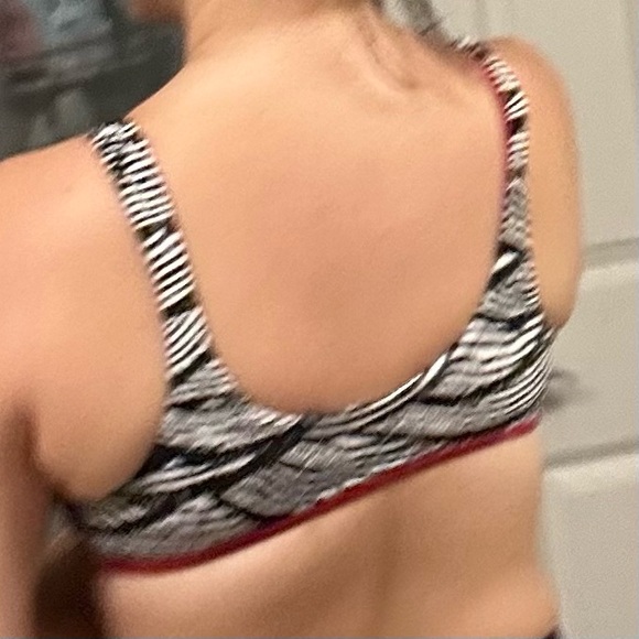 Becca Swim tie-front Bodhi Tree Classic print bikini top with Tassle - Picture 5 of 8